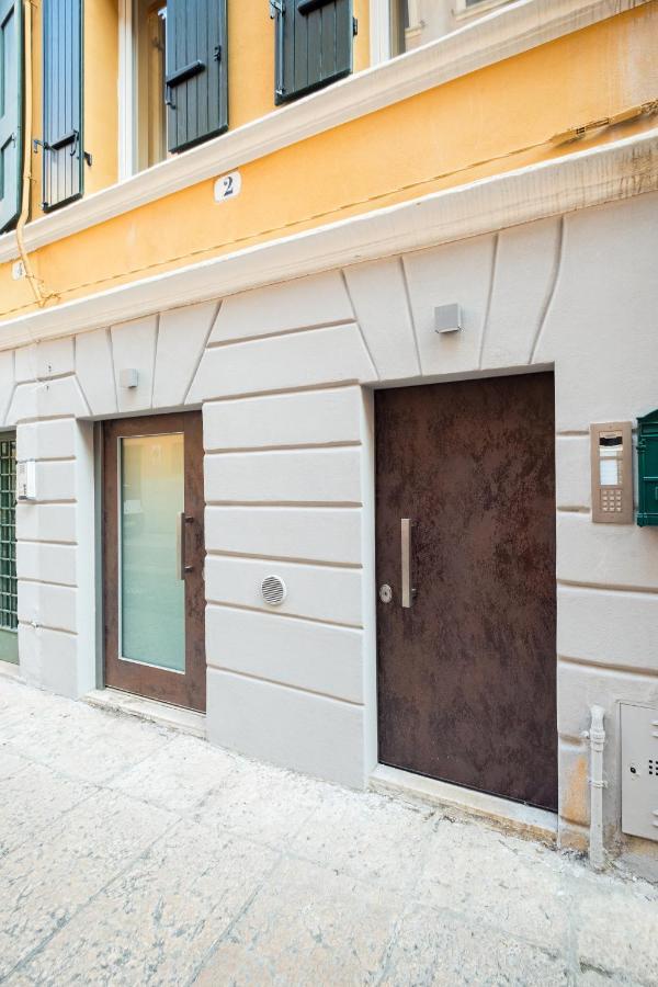 Teatro Romano Easy Suites Verona Exterior photo